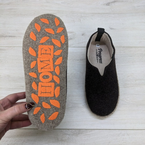 Тапочки чоловічі фетрові для паркету із задником Progress коричневі 3644