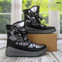 Сапожки дутики женские короткие на шнурках серебряного цвета Paolla 2691