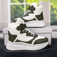 Черевики зимові для дівчинки спортивного плану на хутрі білі з оливковим Канарейка 5188-2