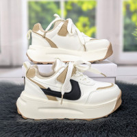 Кросівки дитячі для дівчинки молочного кольору Lilin shoes 5282