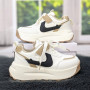 Кросівки дитячі для дівчинки молочного кольору Lilin shoes 5282