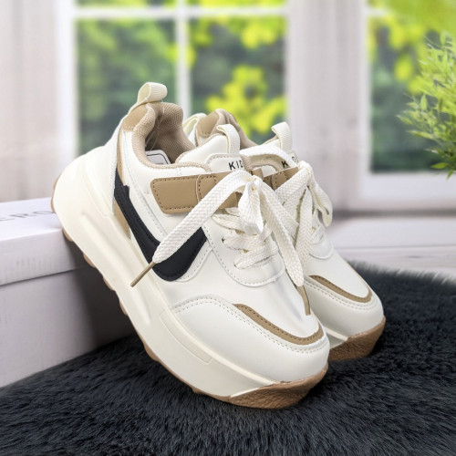 Кросівки дитячі для дівчинки молочного кольору Lilin shoes 5282