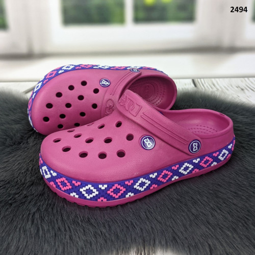 Сабо крокси жіночі малинові з візерунком вишиванка Dago Style 2494