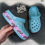 Сабо кроксы женские с узором вышиванка цвета морская волна Dago Style 2494