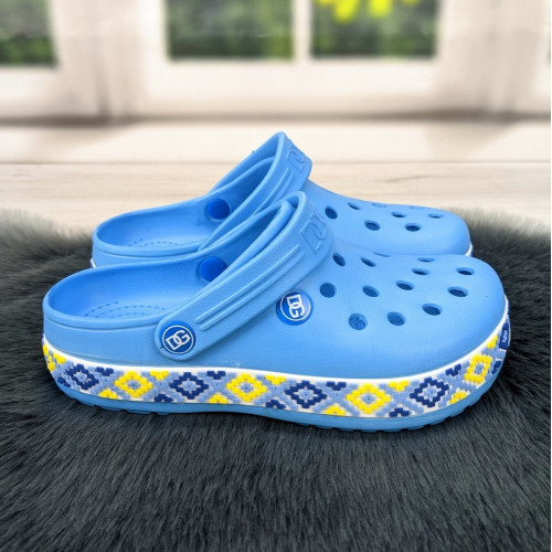 Сабо крокси жіночі сині з яскравим візерунком вишиванка Dago Style 2494