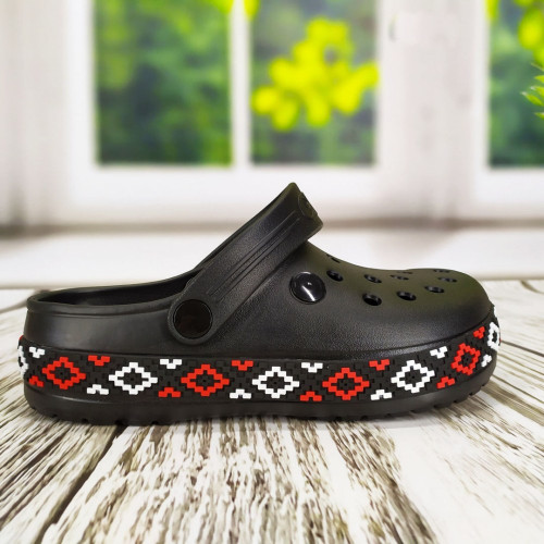 Сабо крокси жіночі чорні з візерунком вишиванка Dago Style 2494