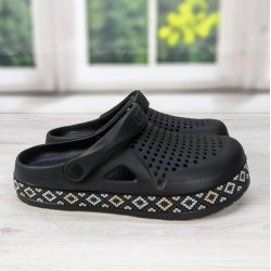 Чоловічі сабо крокси чорні з візерунком Вишиванка Dago Style 3214_2