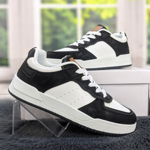 Кросівки кеди жіночі білі із чорним Swin-shoes 4218