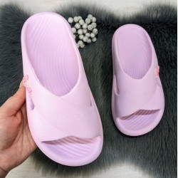 Шльопанці жіночі пінкові сланці рожеві Gipanis 4409