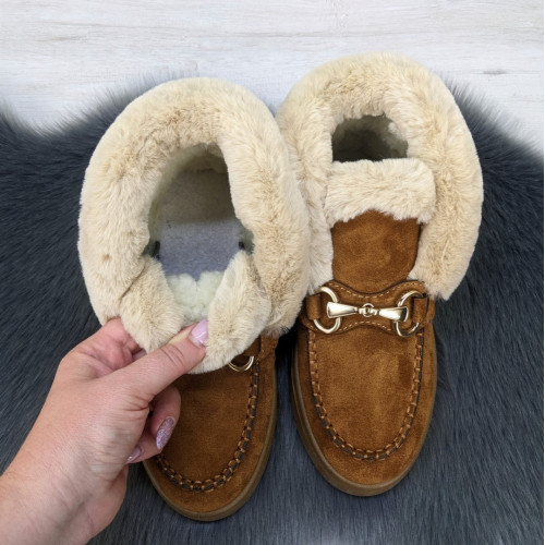Черевики жіночі зимові замшеві з опушкою Dago Style рудого кольору 4557