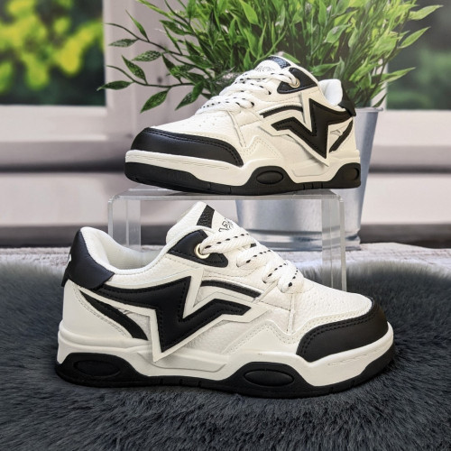 Кроссовки детские для девочки Jong Golf белые с черным 5264