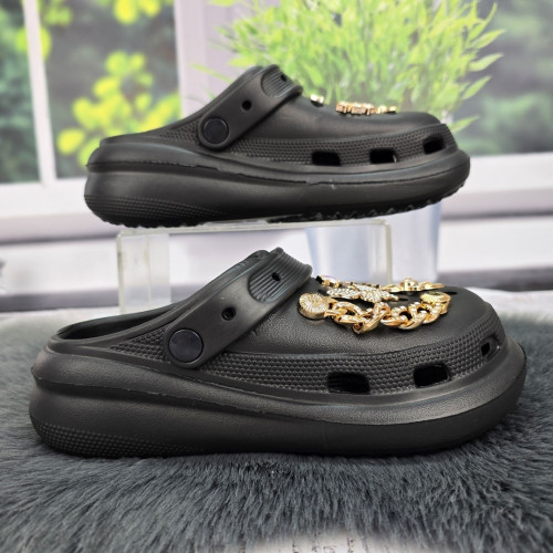 Кроксы женские Fashion черные с джибитсами на платформе 4765