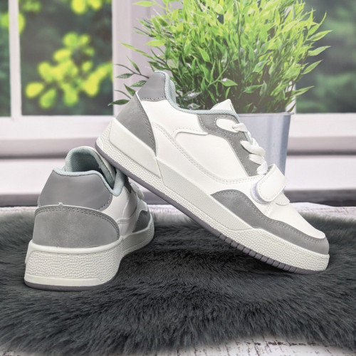 Кросівки жіночі Swin-shoes білі з сірим демісезонні 4795