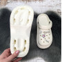 Кроксы женские Fashion белые с джибитсами на объемной подошве 4849