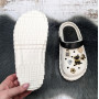 Кроксы женские Fashion белые с джибитсами на объемной подошве 4850