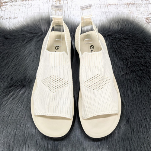 Босоножки женские Fashion молочные текстильные на платформе 4915