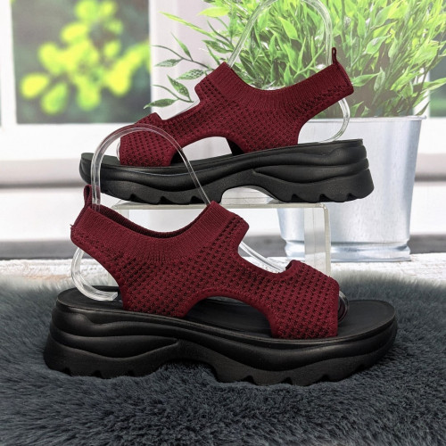 Босоножки женские Fashion бордовые текстильные на платформе 4945