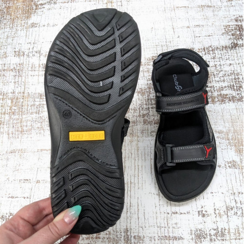 Сандалі чоловічі спортивного типу ClubShoes чорні шкіряні на липучках 3958