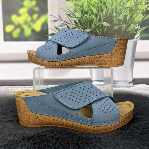 Шлёпанцы женские Inblu голубые кожаные на платформе 4958