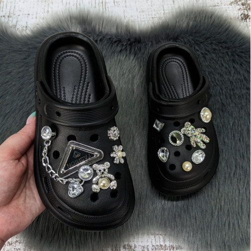Крокси дитячі для дівчинки Fashion чорні з джибітсами 5653-2
