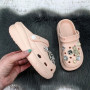 Крокси дитячі для дівчинки Fashion пудрові з джибітсами 5653-2