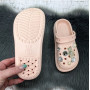 Крокси дитячі для дівчинки Fashion пудрові з джибітсами 5653-2