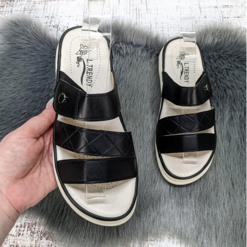 Шльопанці жіночі L.Trendy чорні еко-шкіра 4984
