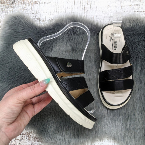 Шльопанці жіночі L.Trendy чорні еко-шкіра 4984