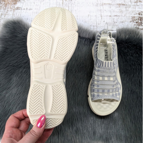 Босоножки женские Fashion серо-бежевые текстильные на платформе 8014