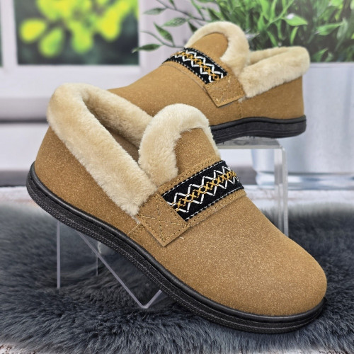 Тапочки-чуні жіночі закриті Dago Style бежеві утеплені 8051