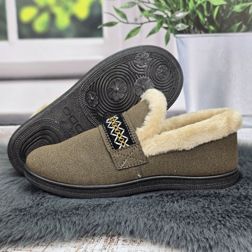 Тапочки-чуні жіночі закриті Dago Style кавові утеплені 8051