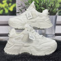 Кроссовки женские Swin Shoes белые на объемной подошве демисезонные 4798-2