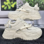 Кросівки жіночі Swin Shoes молочні на об'ємній підошві демісезонні 8075