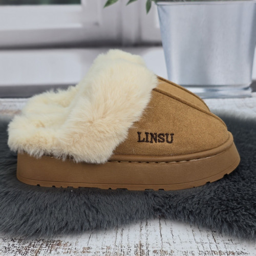 Тапочки-уггі жіночі Linsu коричневі утеплені із закритим носком на об'ємній підошві з хутряним опушенням 8089