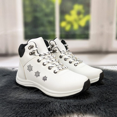 Женские зимние ботинки Swin Shoes белые с искусственным мехом 4295