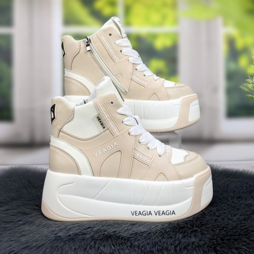 Черевики жіночі зимові Veagia бежеві на платформі 4674