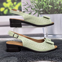Босоножки женские Trendy мятные на низком каблуке 8405