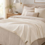 Плед флісовий 150*200 см бежевого кольору полуторний COLORFUL HOME 1042-2