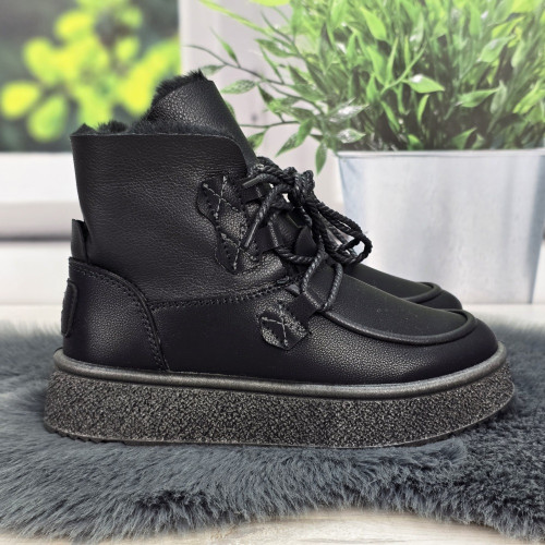 Черевики жіночі зимові Dago Style чорні на шнурівці 8625