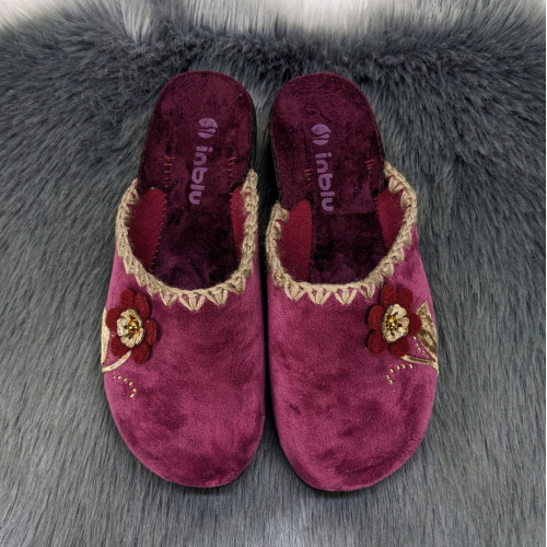 Тапочки домашние женские Inblu сливового цвета велюровые с цветком 4586